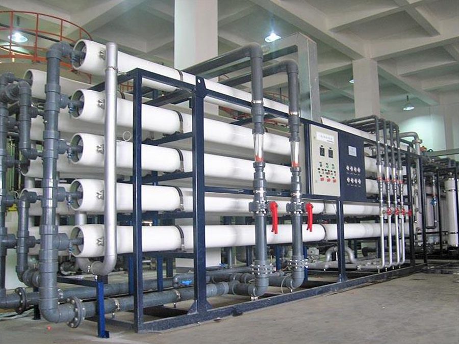 實(shí)驗(yàn)室超純水機(jī)使用中反滲透膜出現(xiàn)異味的原因是什么？